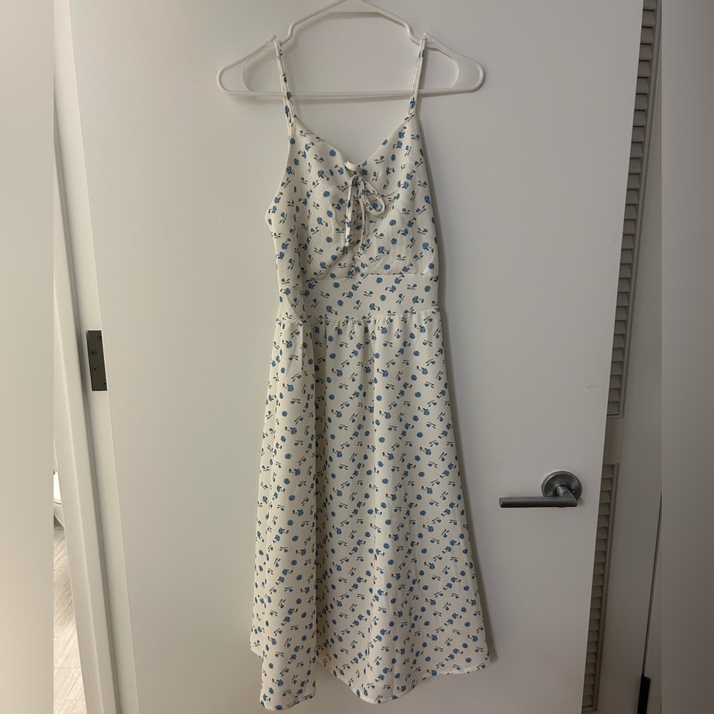 BRAND NEW - White dress with blue flowers! SO cute and never worn!